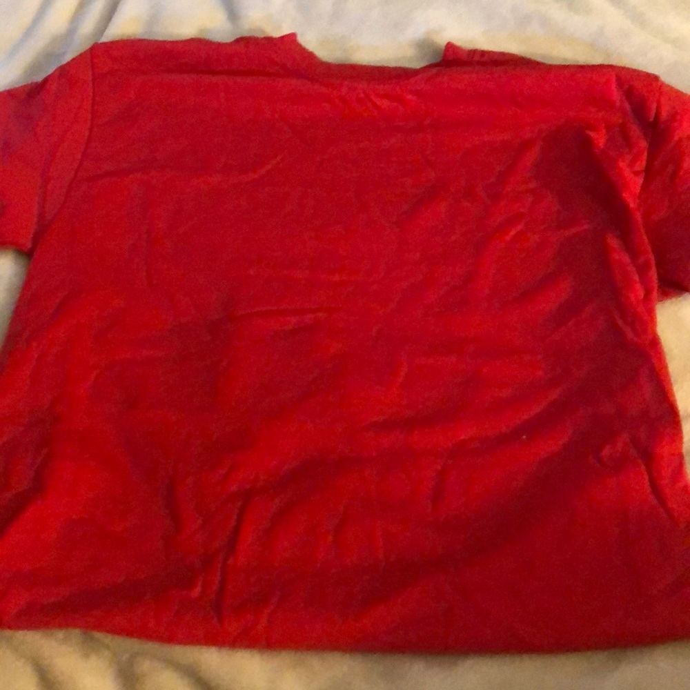 plain red t-shirt